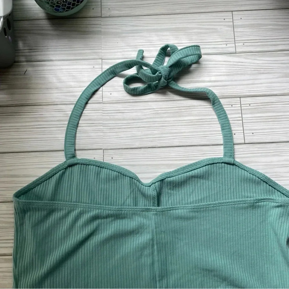 Pacsun teal ribbed halter crop top size large - Picture 8 of 9